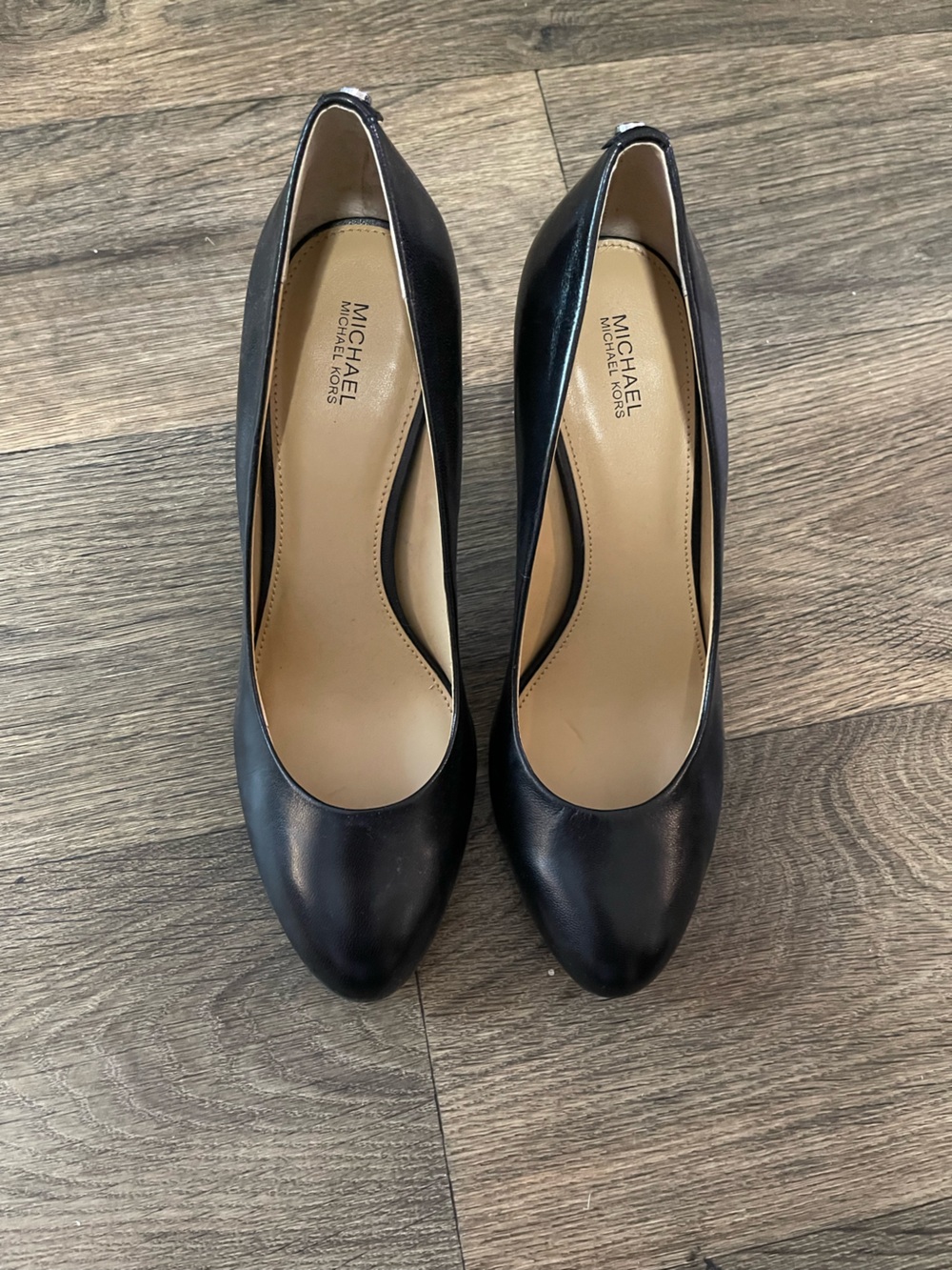 MICHAEL Michael Kors Black Leather Round-Toe Ballet Heels